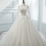 Wedding Cake - Image 4
